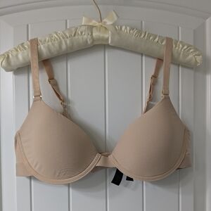 Pepper Ultimate Contour T-Shirt Bra 36B in Buff